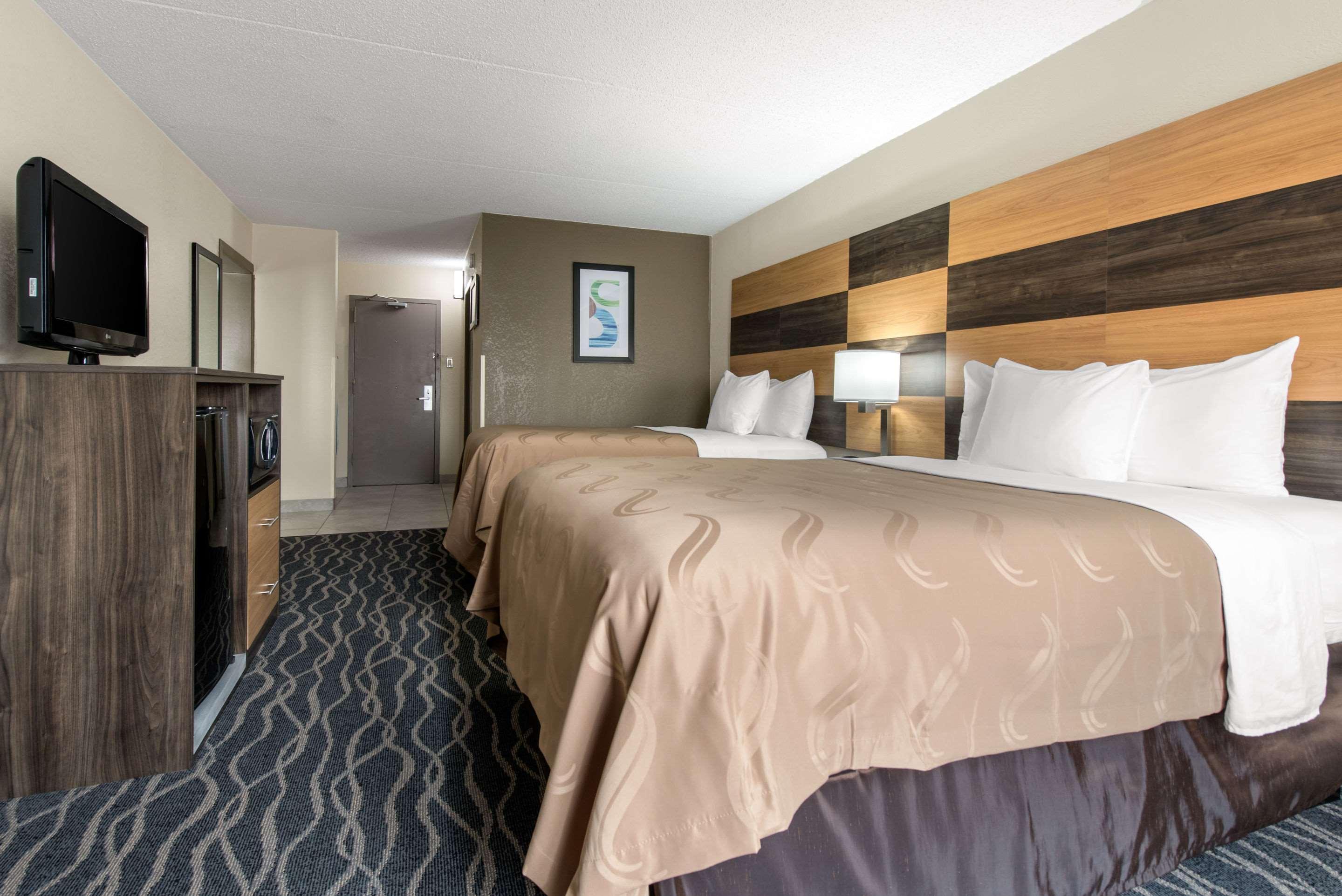Quality Inn & Suites Lafayette I-65 Bagian luar foto