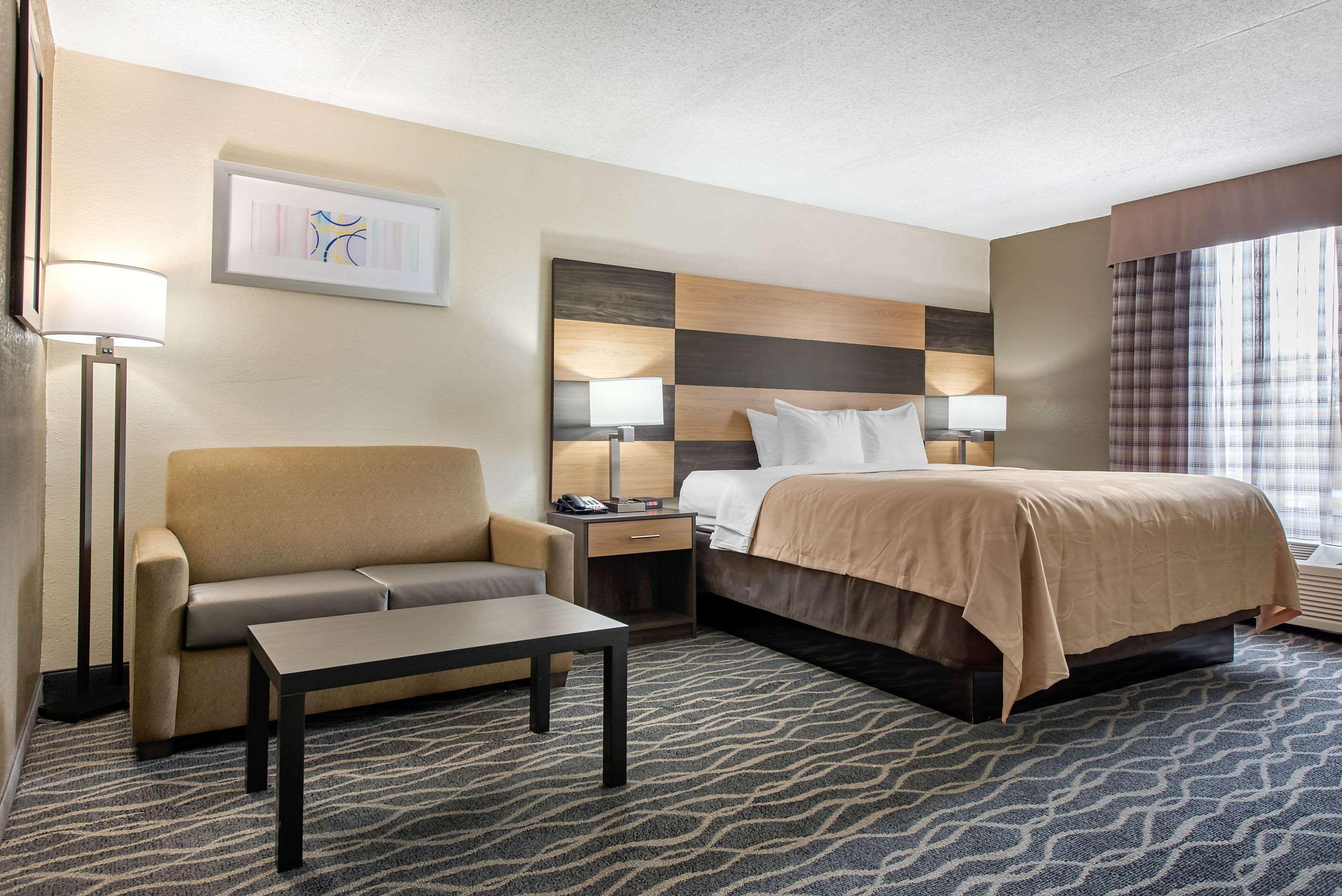 Quality Inn & Suites Lafayette I-65 Bagian luar foto