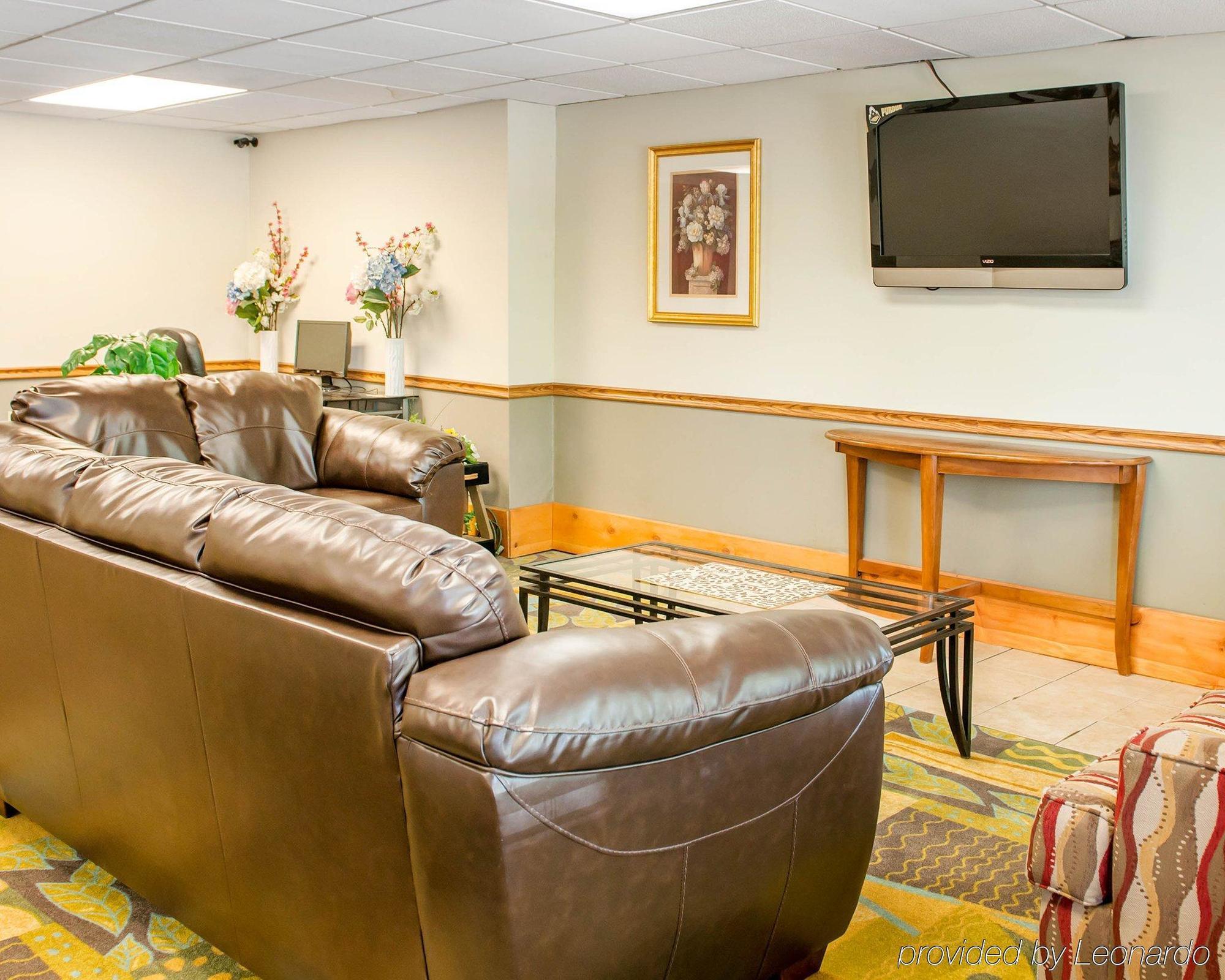 Quality Inn & Suites Lafayette I-65 Bagian luar foto