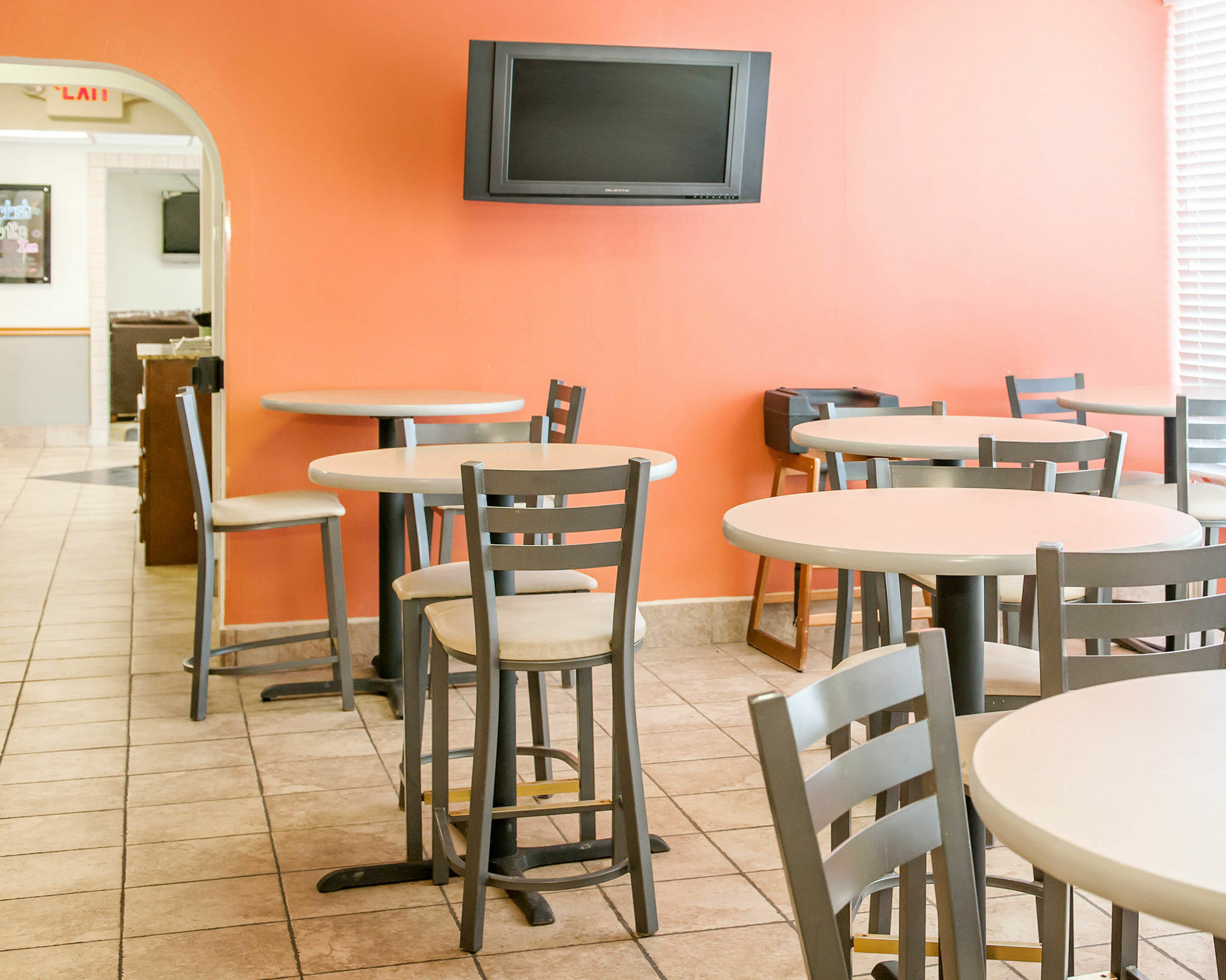 Quality Inn & Suites Lafayette I-65 Bagian luar foto